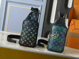 Picture of Louis Vuitton Mens Bags _SKUfw214529202fw